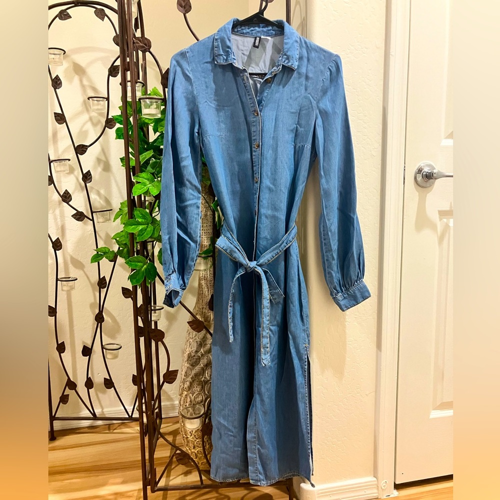 H&M Divided Maxi Denim Dress